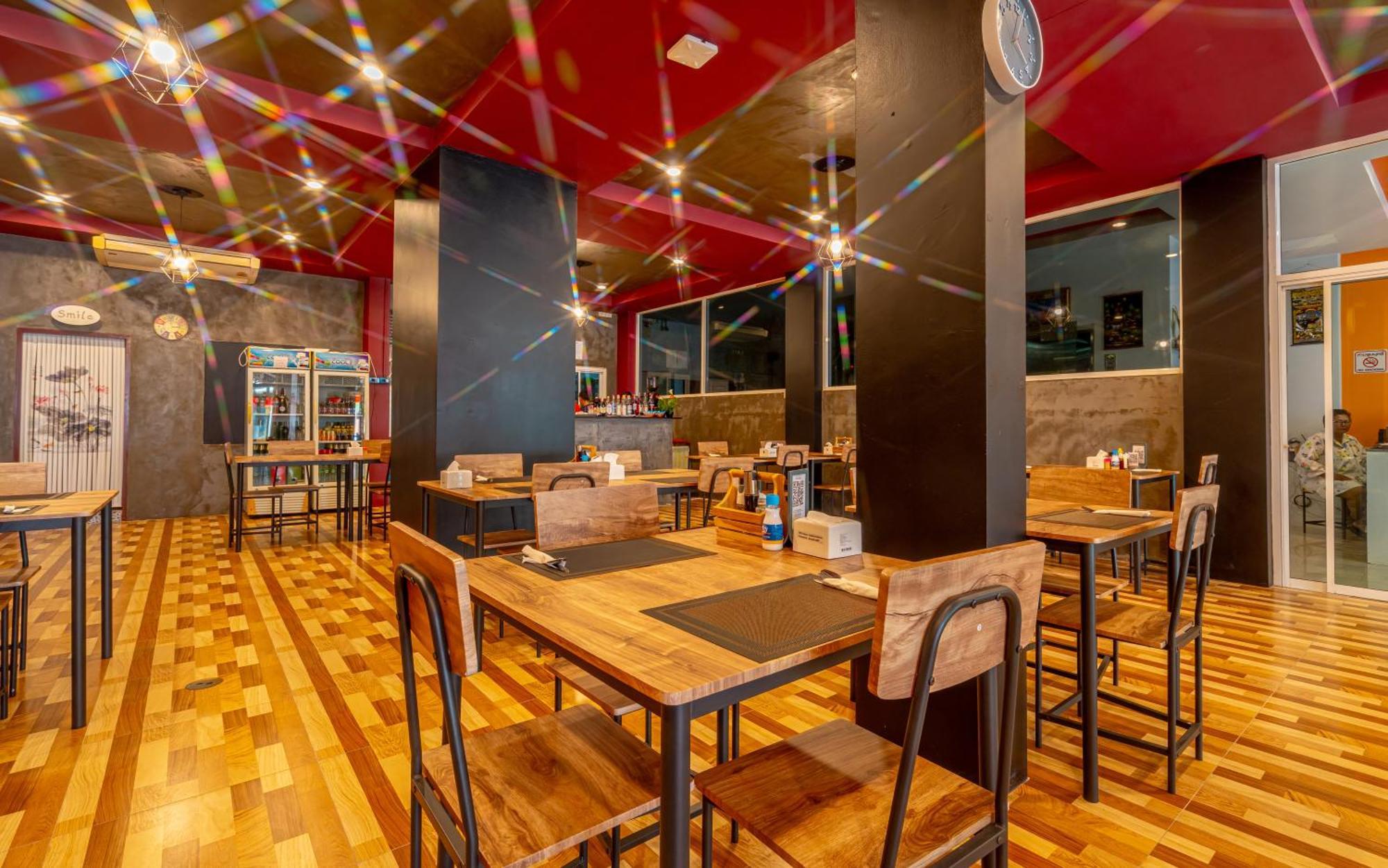Nice To Meat You Rooms Patong Esterno foto