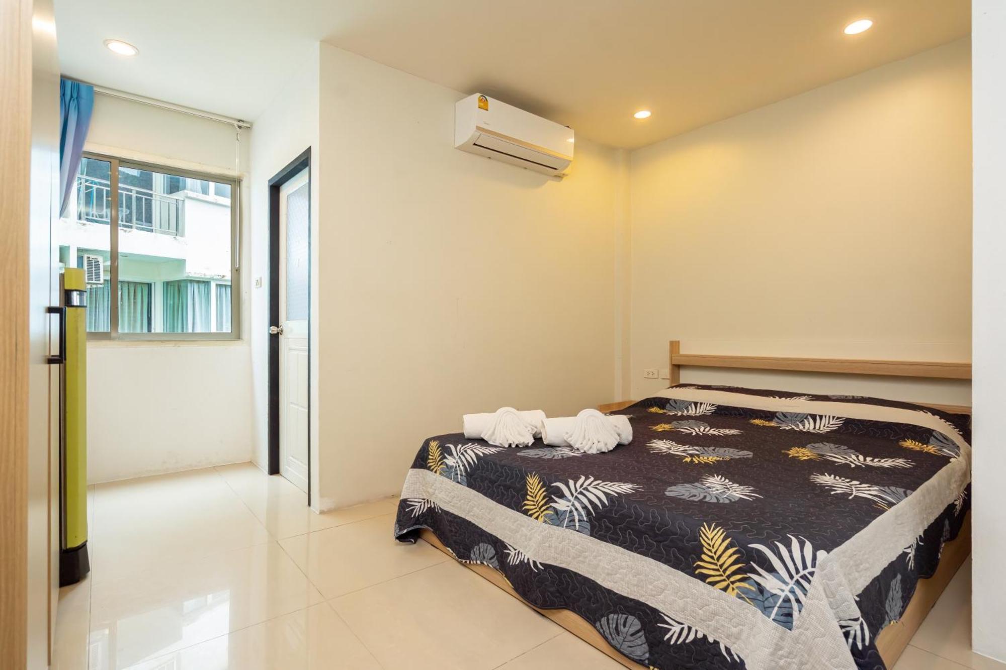 Nice To Meat You Rooms Patong Esterno foto