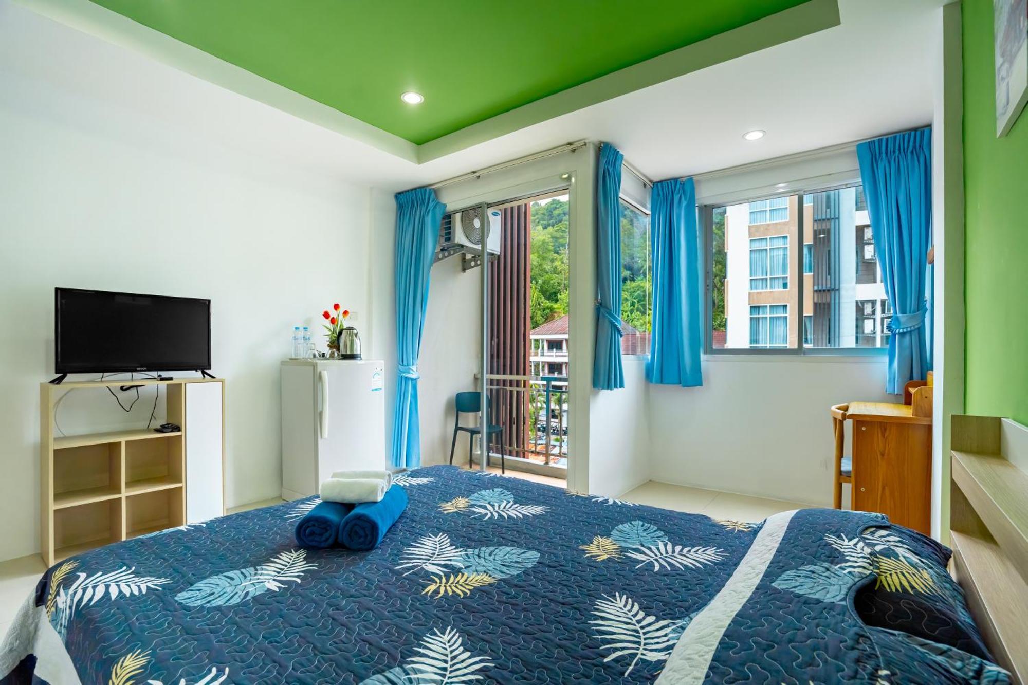 Nice To Meat You Rooms Patong Esterno foto