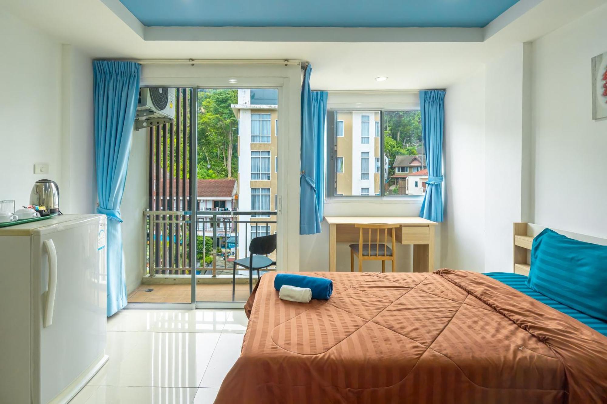 Nice To Meat You Rooms Patong Esterno foto